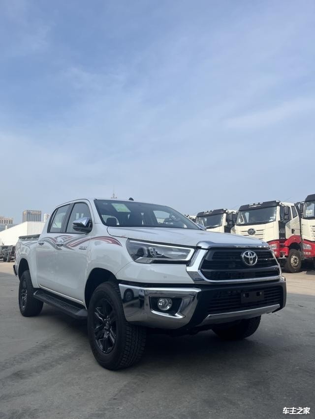 23款丰田海拉克斯降价团购中