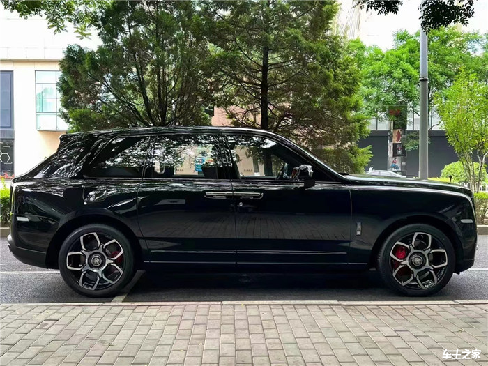 劳斯莱斯库里南男人的终极梦想