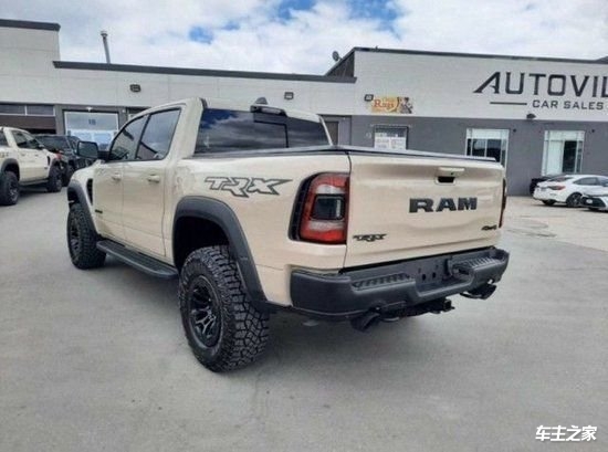 23款道奇霸王龙标配最新落地价88万起步