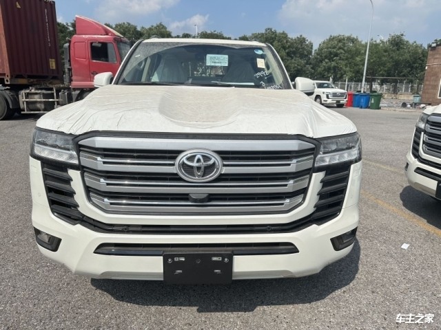 新款丰田酷路泽价格及配置现车直降售全国