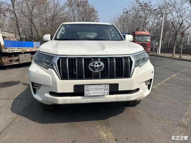 【图】22款柴油霸道2800 2.8t 九气囊 天窗 底挂顶配 现车52.