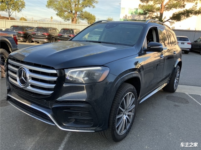 奔驰gls45024款7座amg包顶峰包港口最低价全国落户