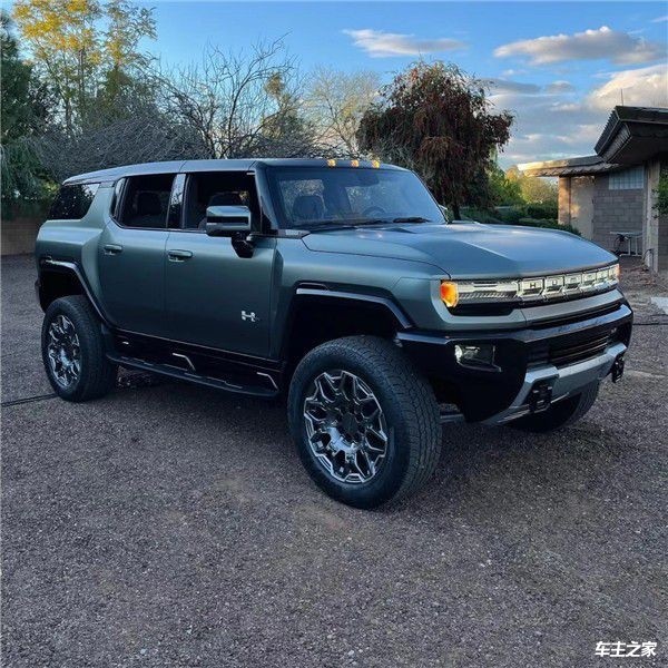 2024款悍马ev硬派越野