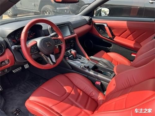 23款日产战神gtr展位现车颜色齐全全国上牌