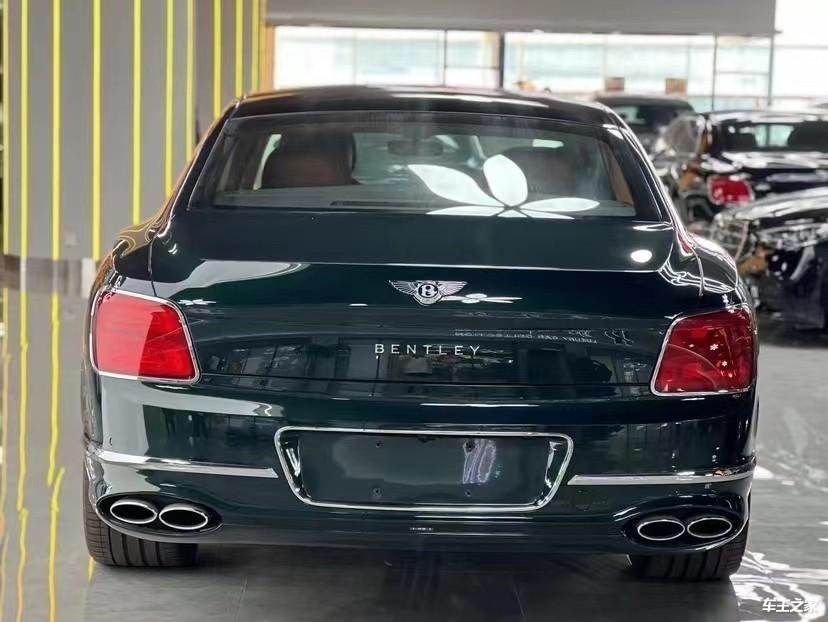 宾利飞驰29t插电混动港口最新报价231万起