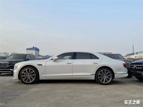 深圳福田宾利飞驰2024款价格