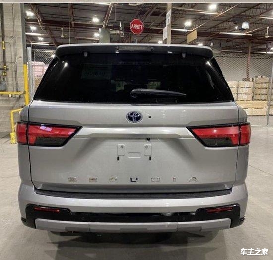 24款丰田丰田红杉定点版港口现车欢迎来电咨询