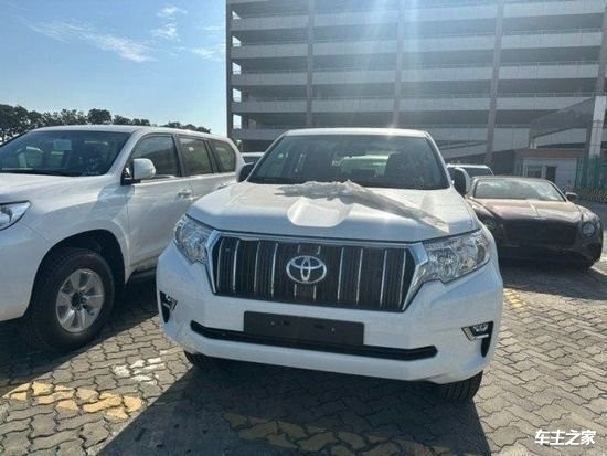 进口23款丰田霸道2800现车售40余万支持送货到家