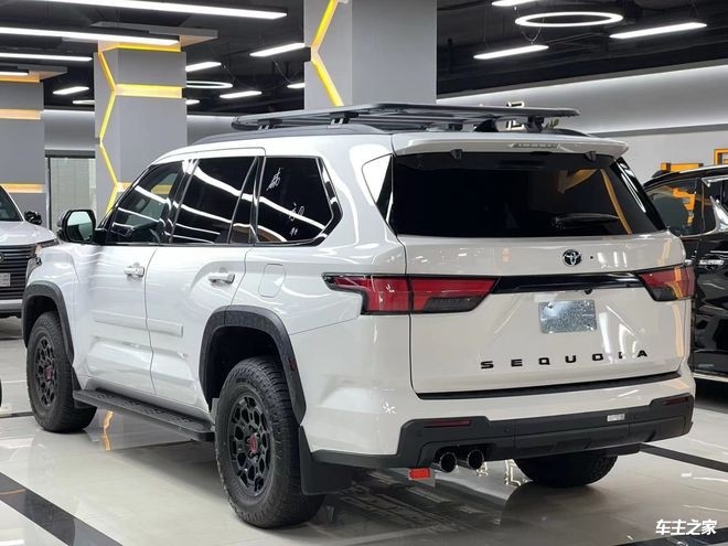 全新一代丰田红杉港口现车起步价格90w全国可分期欢迎来电咨询