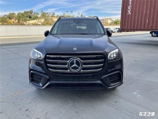 2024款奔驰gls450最新报价99万起可分期