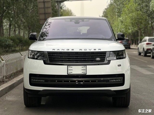 揽胜行政22款44tp530汽油se长轴7座新一代最低价