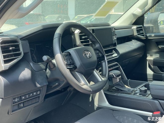 23款丰田坦途天津港现车售价最低仅售43万元全国可上牌