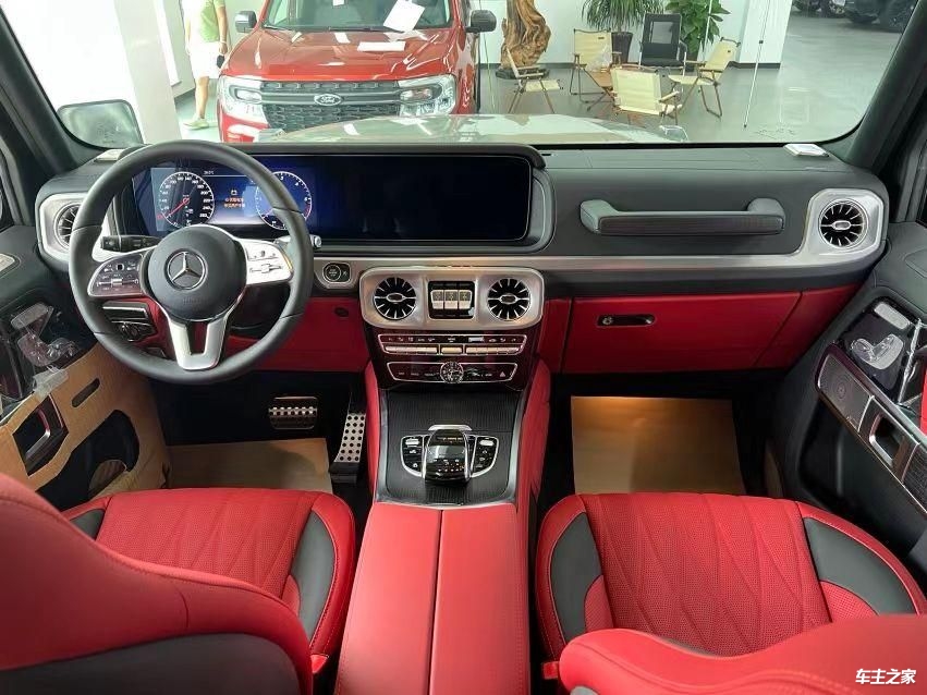 奔驰g350d柴油3.0t港口报价169万