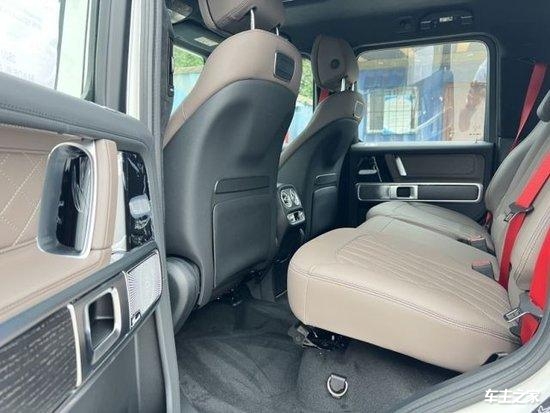 奔驰G63韩规版 24款现车优惠20万可分期提车