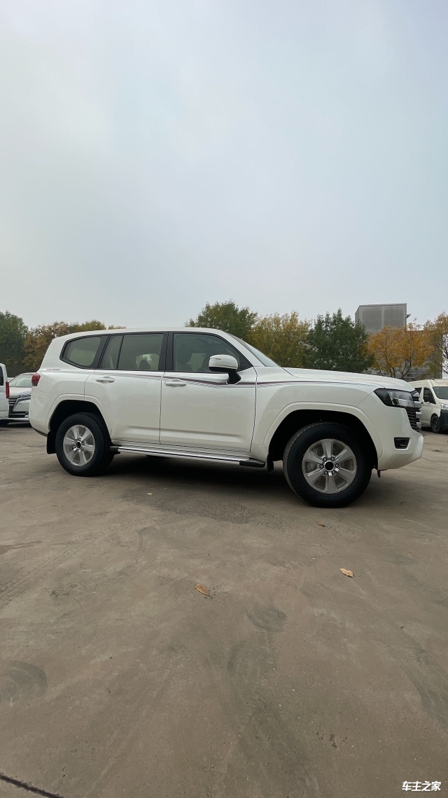 丰田酷路泽4000 23款 gxr 4气 18轮 陕西现车