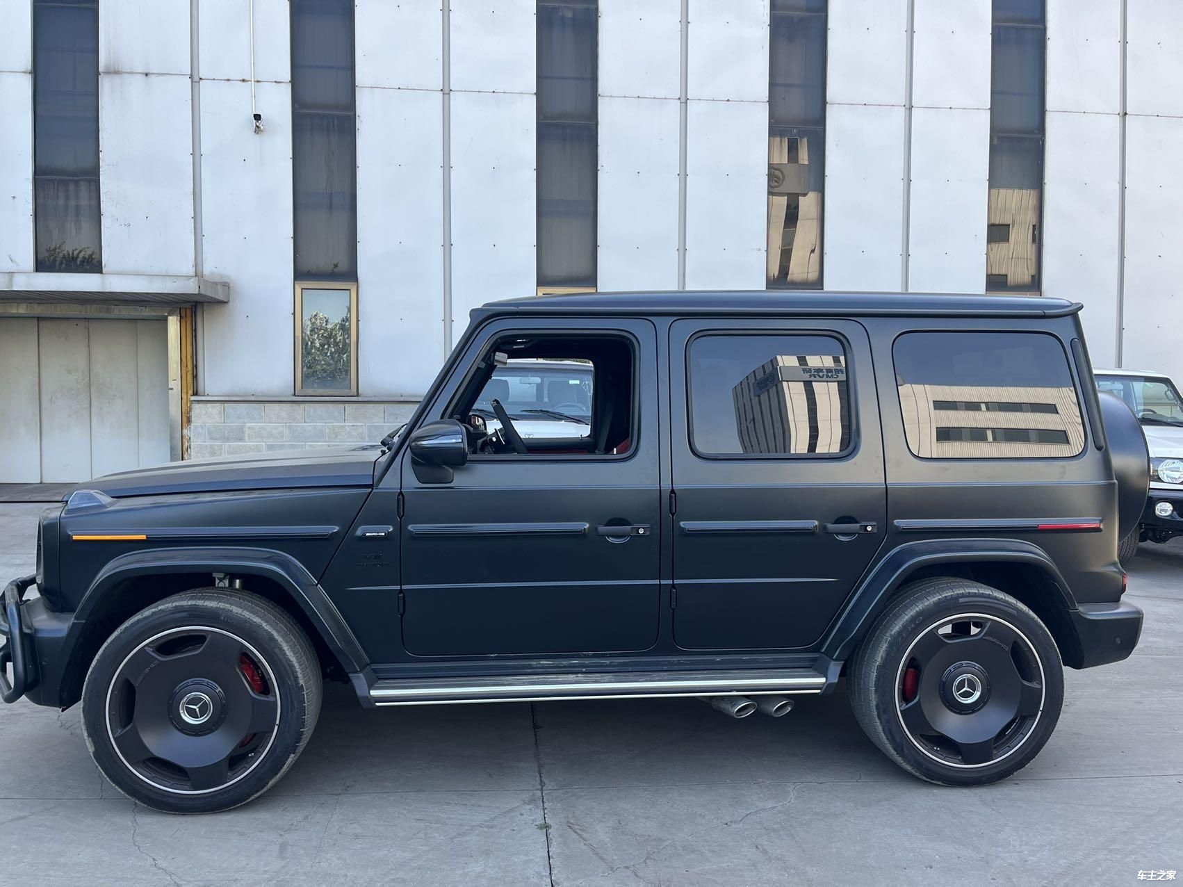 南京24款奔驰g63磨砂黑加版带暗夜包平行进口价格低于4s店