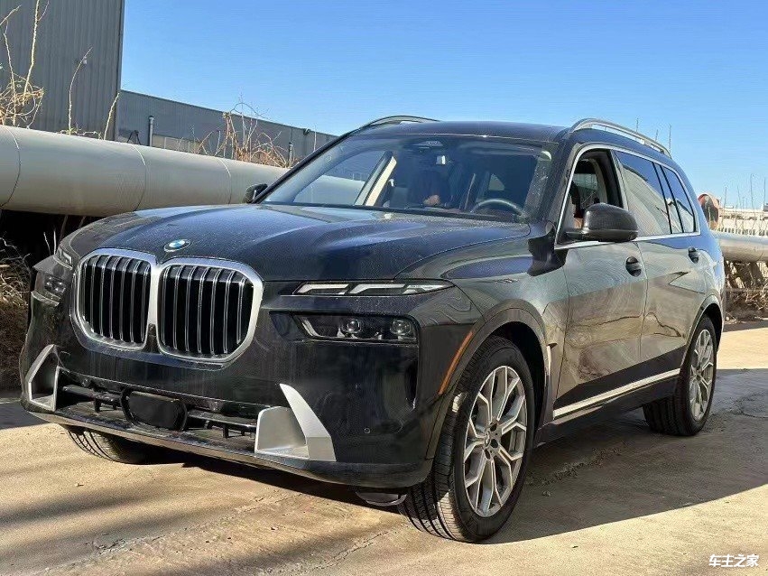 23款宝马x7七座版现车终于登场热卖中参数配置详情全新配置多少钱