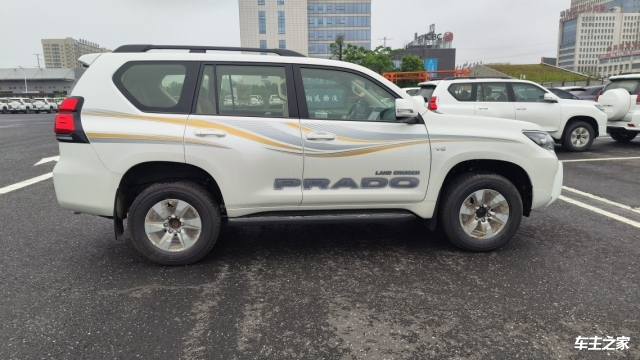 西安丰田霸道4000限时团购提车价51.5万 欢迎到店洽谈