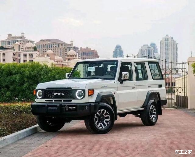 不仅为越野而生丰田酷路泽lc76人体工学lc76汽油现车钜惠