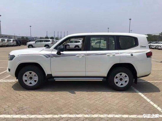 23款丰田酷路泽3300柴油年底直降10万现车销售全国