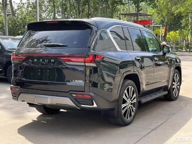 24款雷克萨斯lx600豪华七座suv现车最新报价及图片