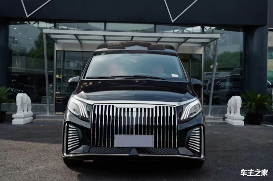 昆明奔驰威霆改装高顶订制hf900高端商务车优惠价格50.5万