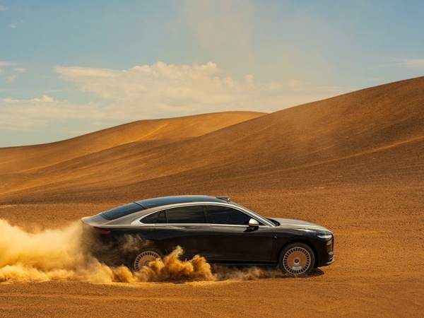 岚图追光 L 全部在售,岚图追光L将9月开启预售 搭载华为乾崑智驾辅助