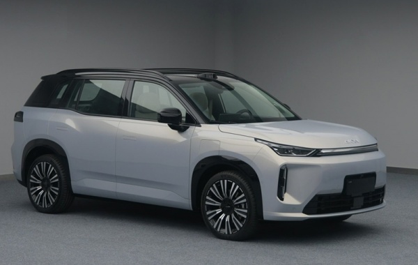 广汽埃安AION i60将11月内上市 提供纯电及增程动力