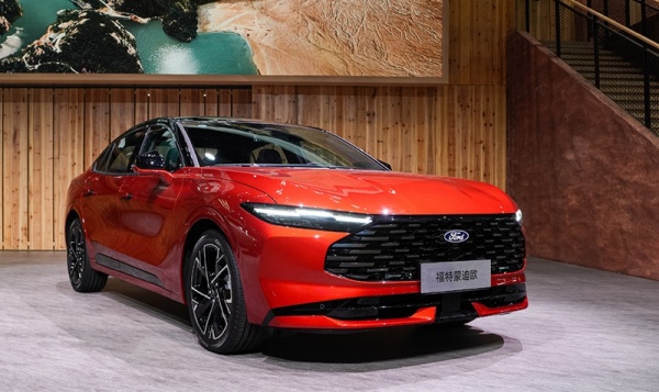 长安福特新款蒙迪欧正式发布 动力提升