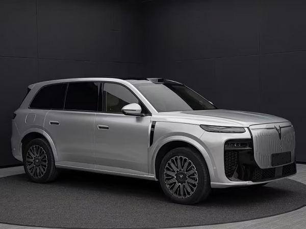 岚图全新SUV申报图公布 尺寸比泰山略小