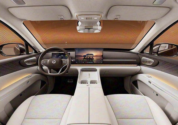 零跑D19内饰正式亮相 将2026年4月上市